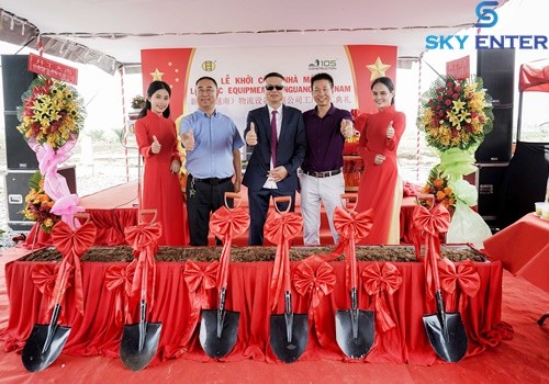 to-chuc-le-khoi-cong-nha-may-logistic